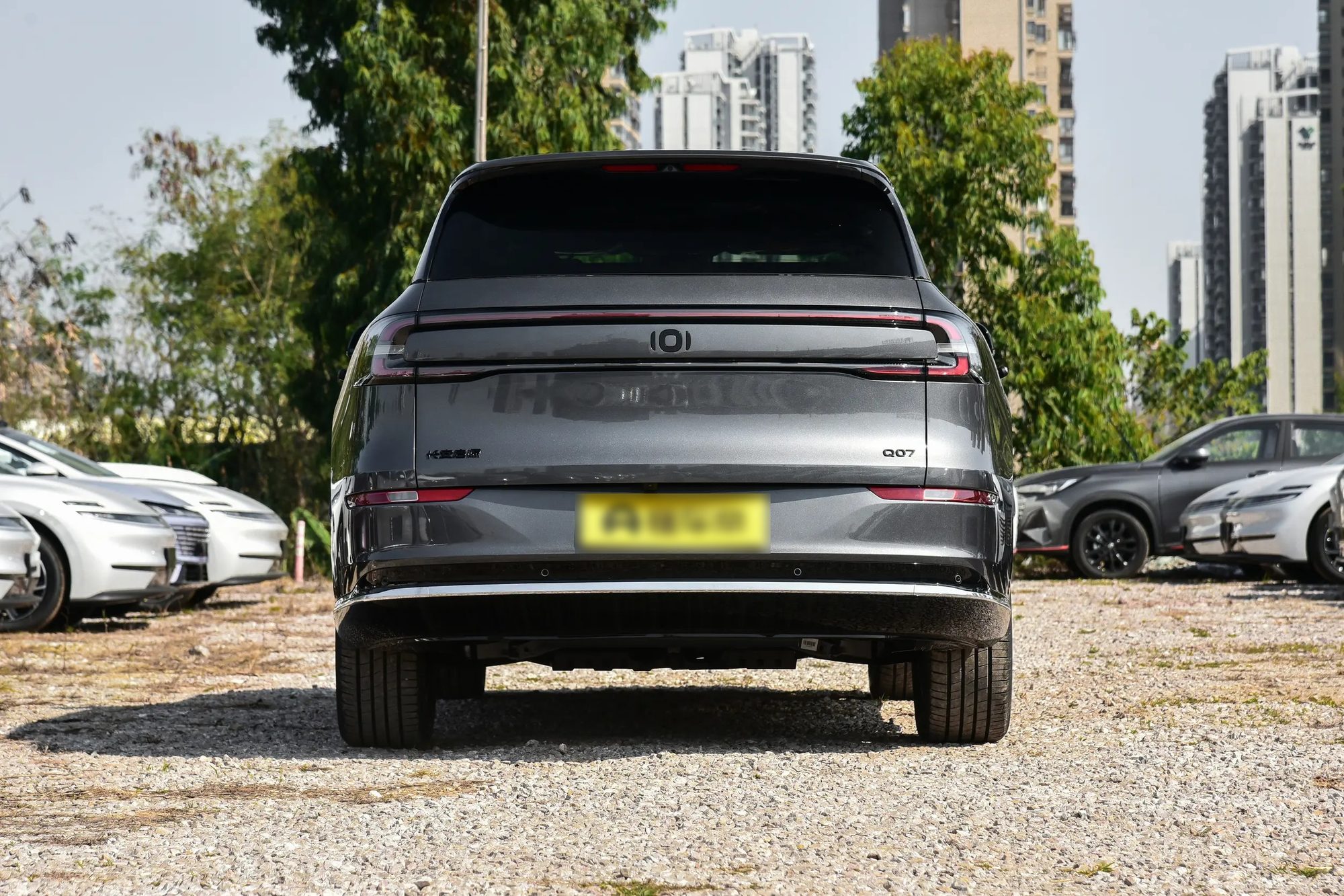 Changan Qiyuan Q07 — вид сзади