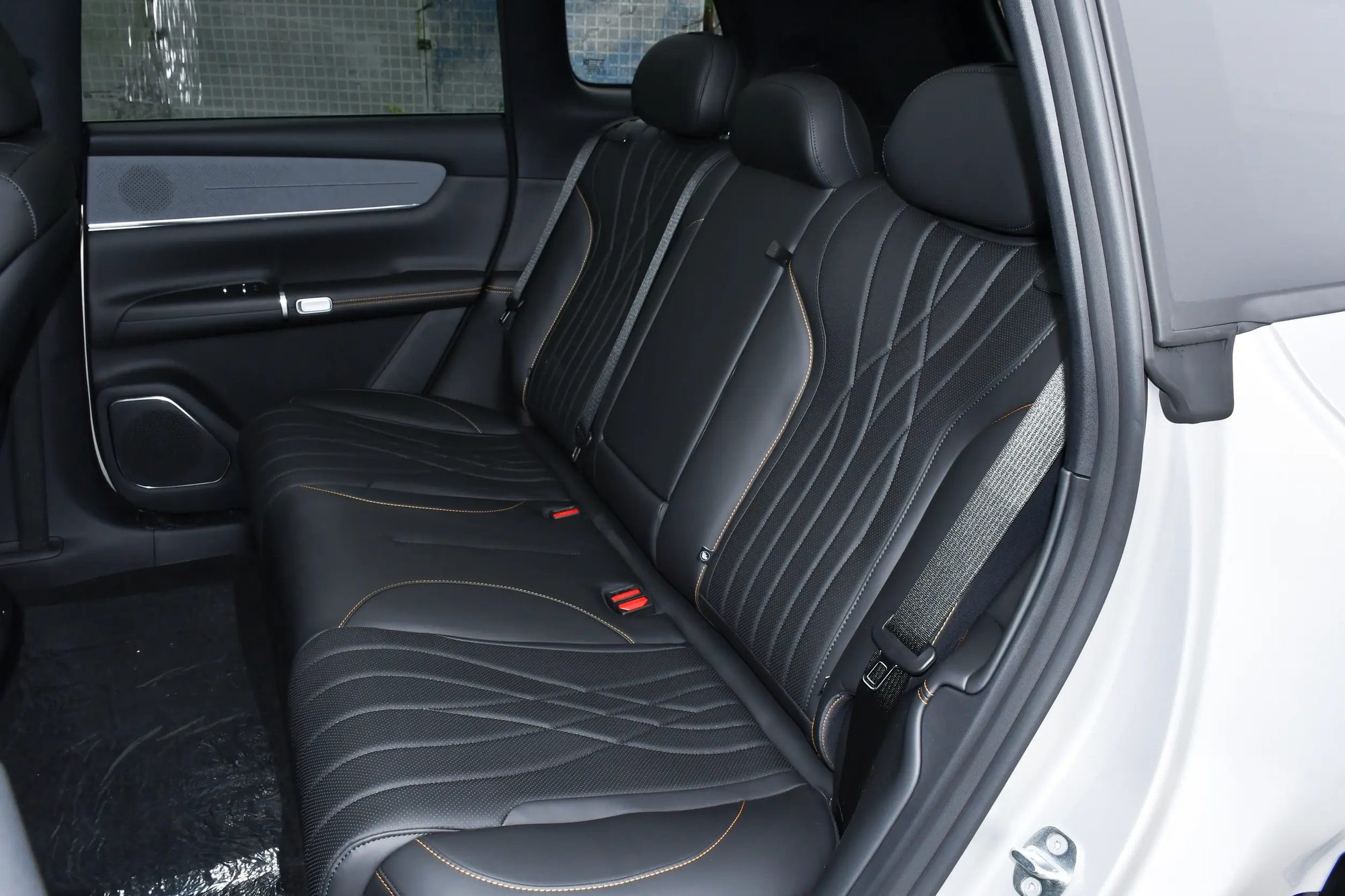 Changan Qiyuan Q07 — задний диван